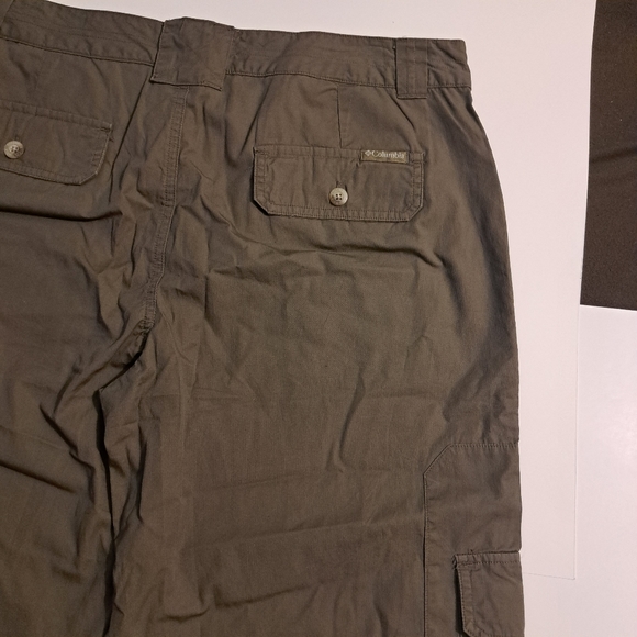 Columbia Women's Capri's - Picture 10 of 11